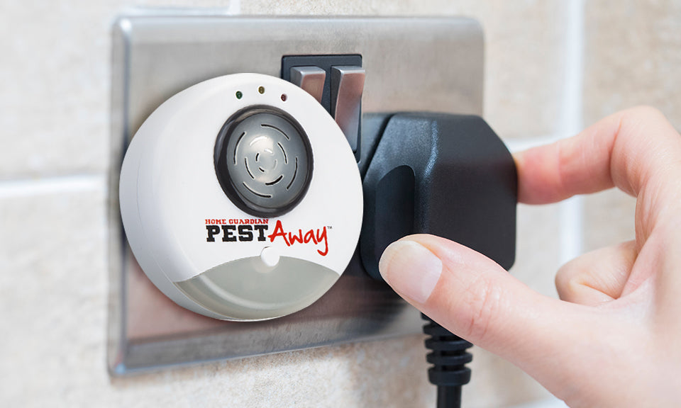 Easy to use Pest Away Electromagnetic Rodent & Insect Repeller Upto 300m2