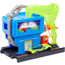 Load image into Gallery viewer, Hot Wheels Downtown Toxic Fuel Stop Playset